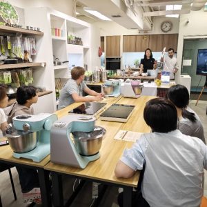 Swiss Experience Day: Lemon Curd Verrine Workshop
